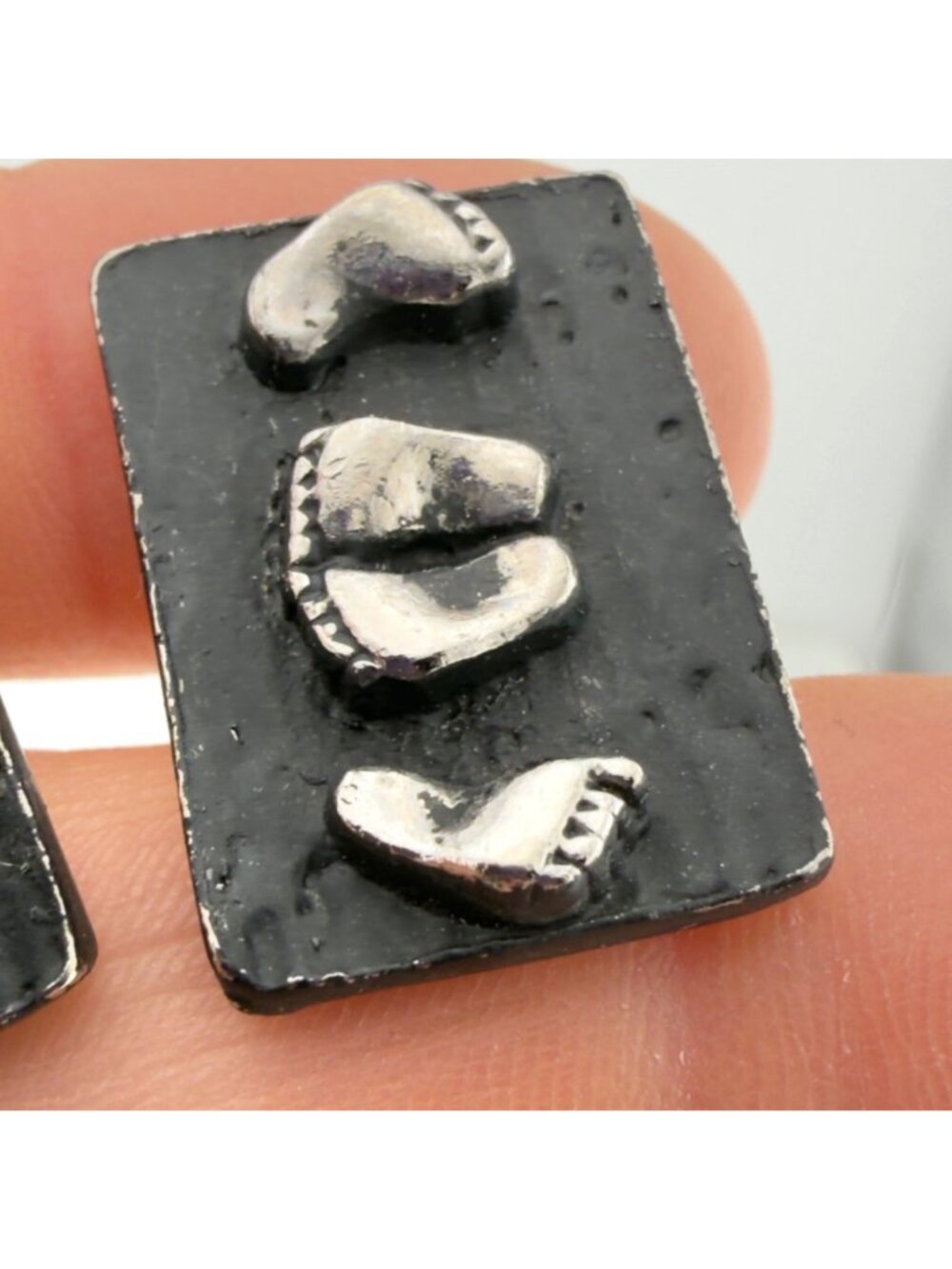 Vintage Black Silver Tone Rectangle Baby Feet Cuff Links - Picture 8 of 8